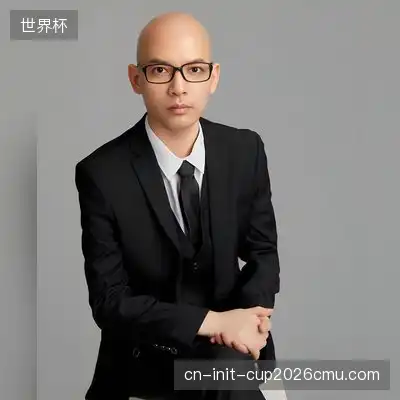 周牧尘
